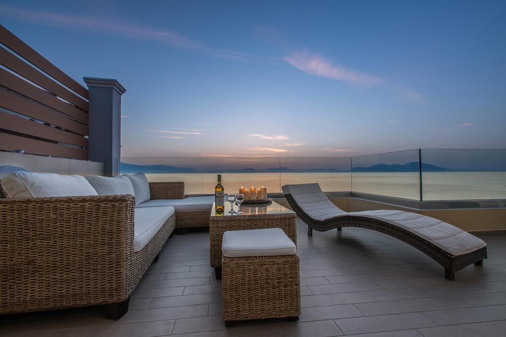 Diamante Beachfront Suites 西洛卡特伦 外观 照片